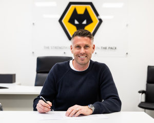 Rob Edwards dikonfirmasi sebagai pelatih kepala Wolves dengan tugas ‘menyegarkan seluruh klub’